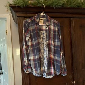 EUC American Eagle boyfriend flannel shirt